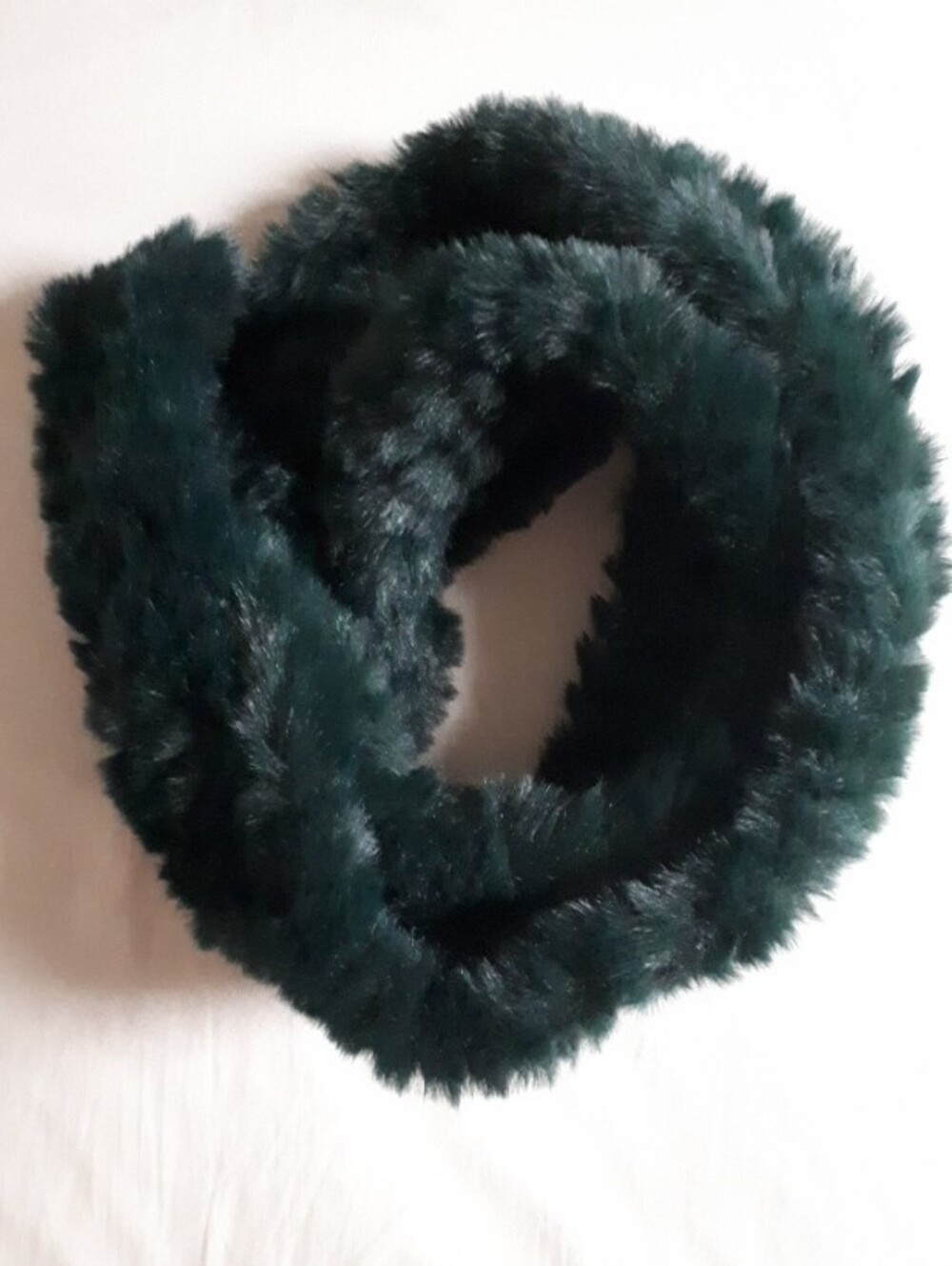 Tom & Eva Plush Faux Fur Scarf - Dark Green